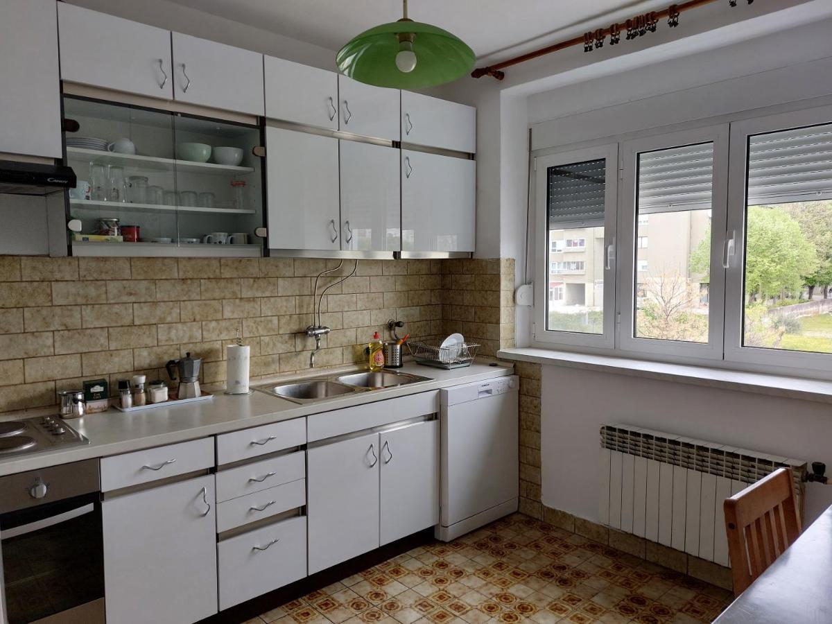 Apartment Central Knin Eksteriør billede