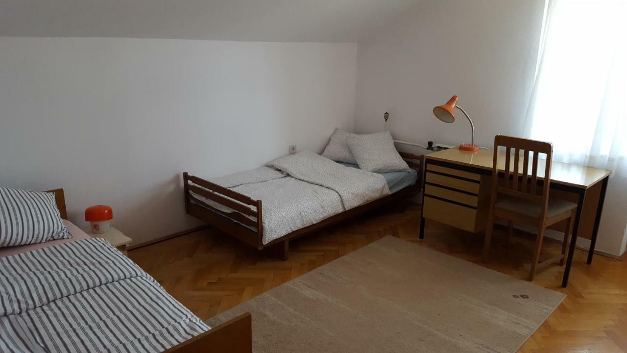 Apartment Central Knin Eksteriør billede