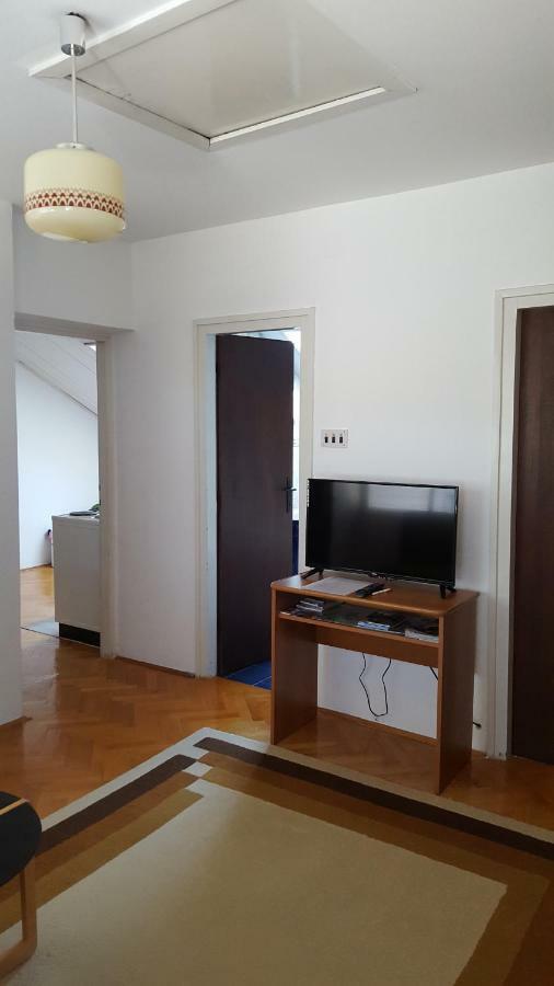 Apartment Central Knin Eksteriør billede